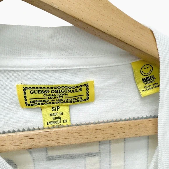 Guess Originals x Chinatown‎ Market Smiley Face Graphic Tee Shirt - Picture 8 of 10